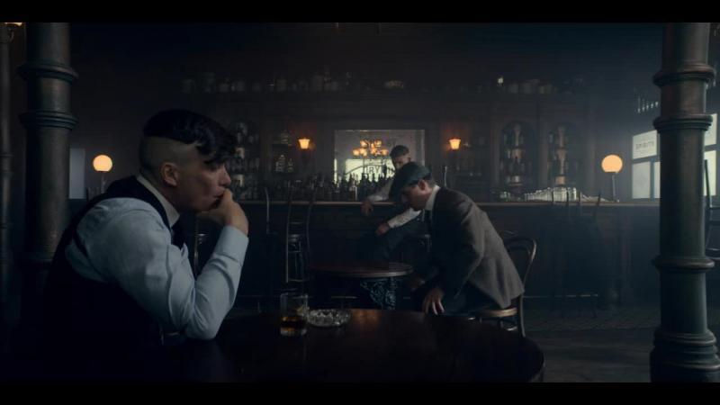 Кадры из сериала Острые козырьки / Заточенные кепки (2013)